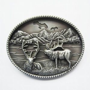 Bow hunting belt buckle